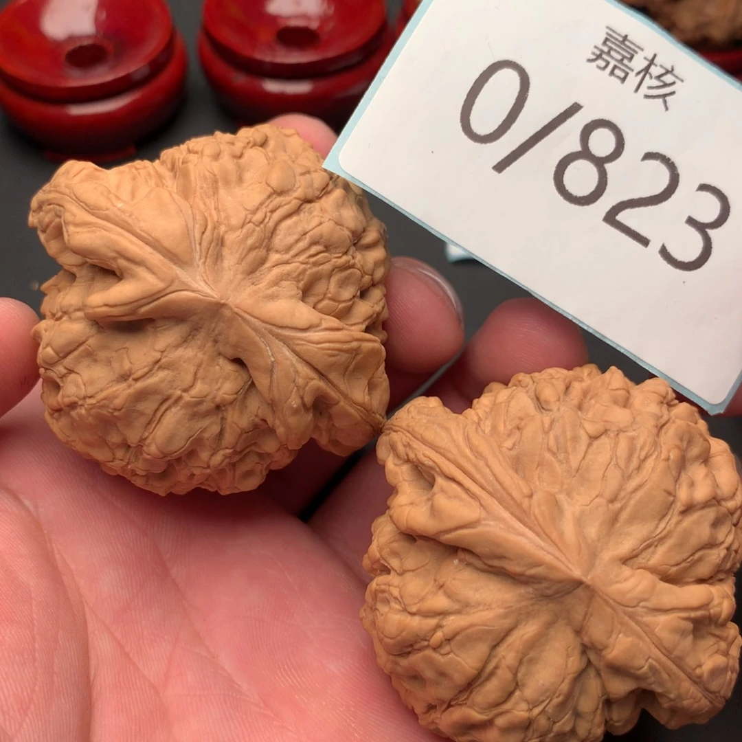 文玩核桃把件满肉全品龙鼎54