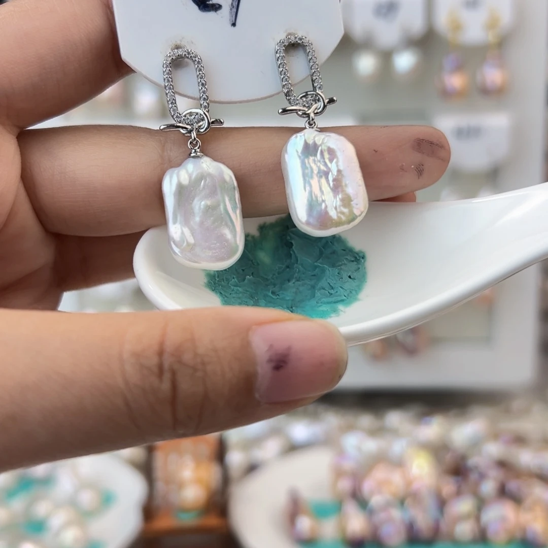 淡水珍珠耳饰未镶嵌