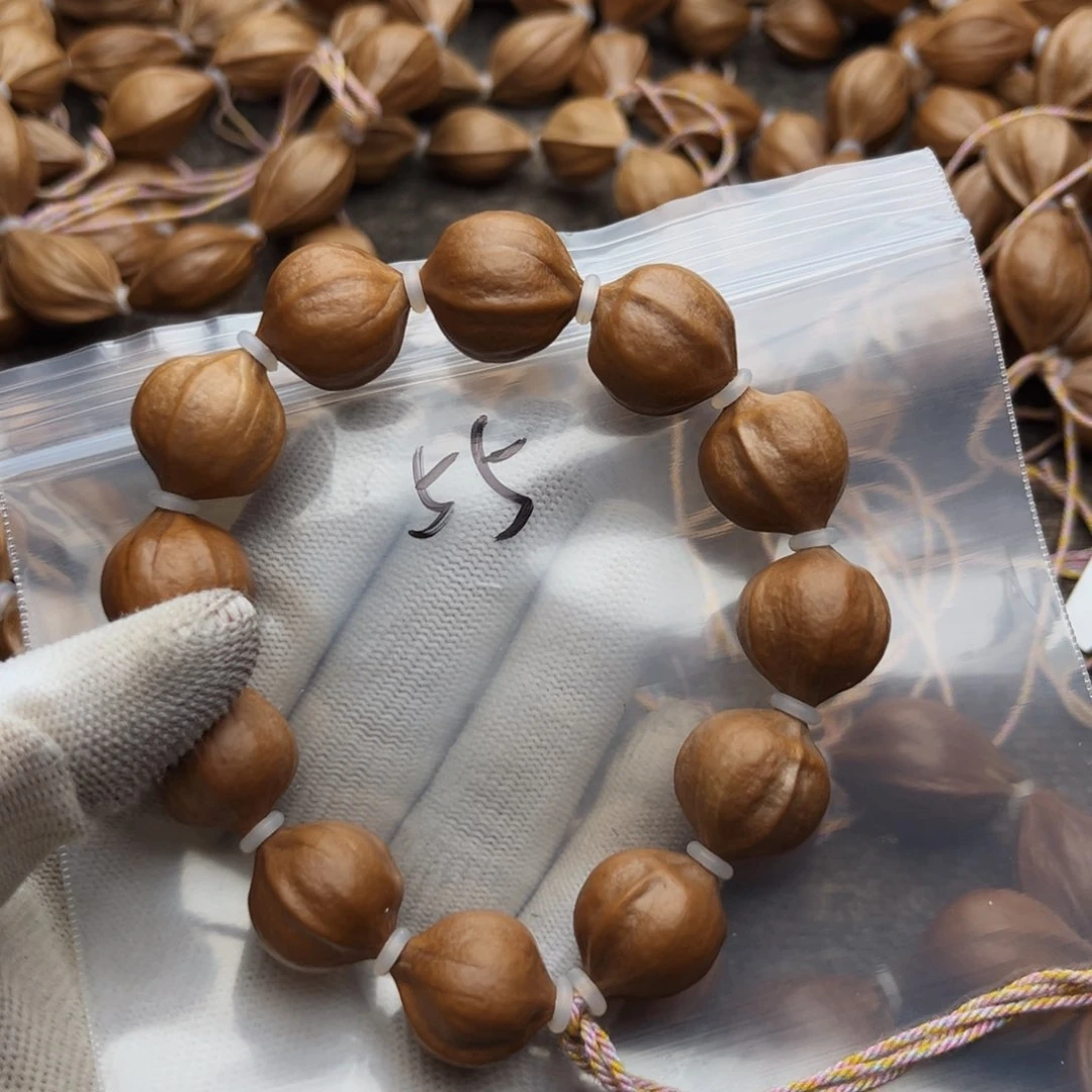 橄榄核手串/手链青*客55号，1.8×2.0三花