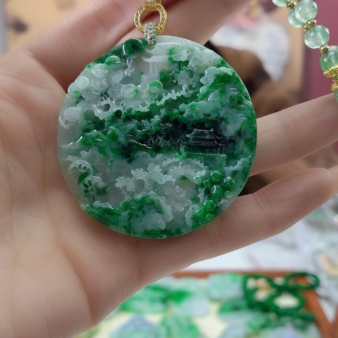 翡翠未镶嵌颈饰翡翠