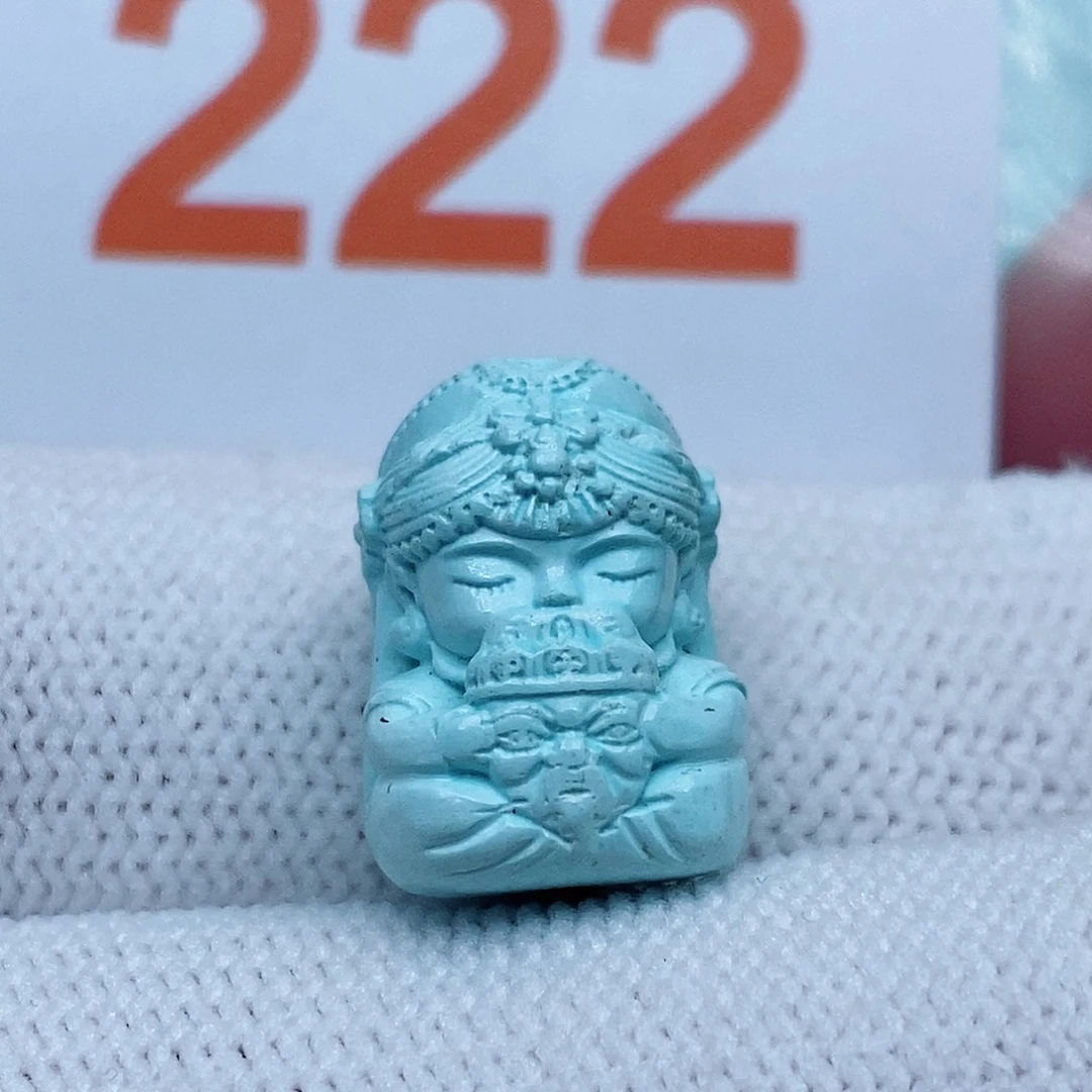 陪***长绿松石未镶嵌珠宝奇石