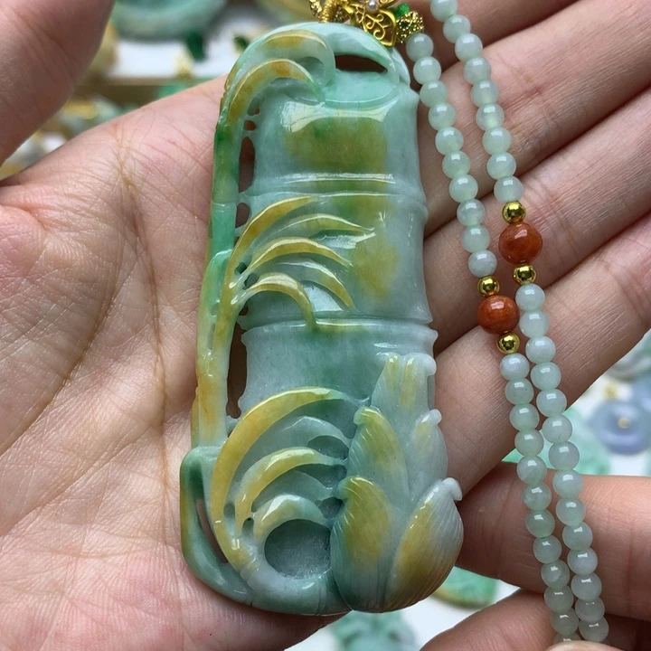 颈饰未镶嵌翡翠翡翠