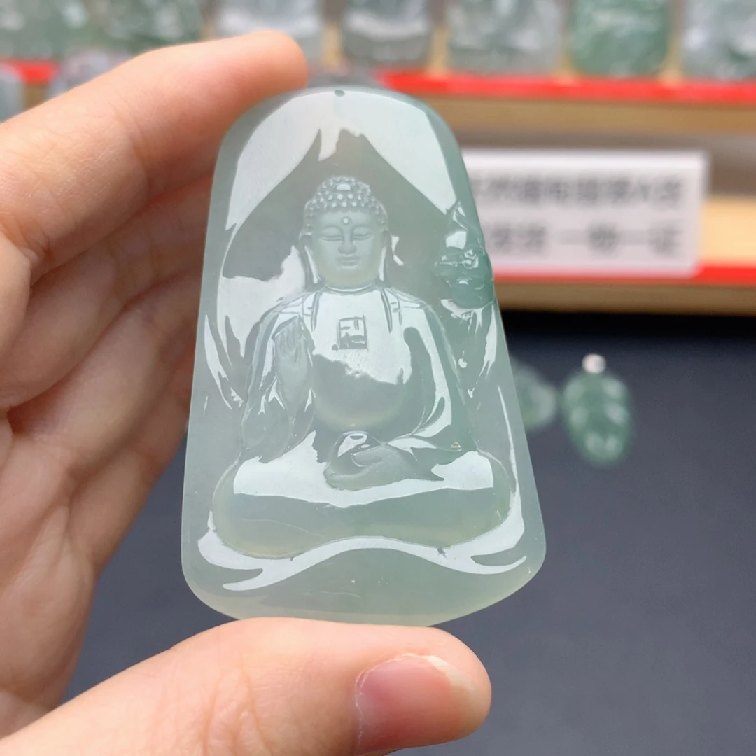 翡翠未镶嵌颈饰阿弥陀佛