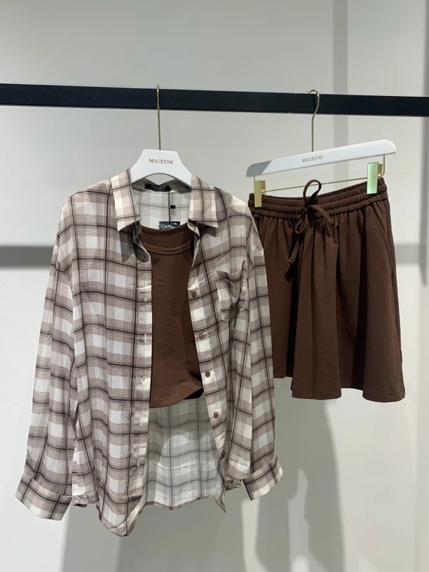 韩版宽松长袖格子防晒衣衬衫三件套搭配休闲短裤女性套装