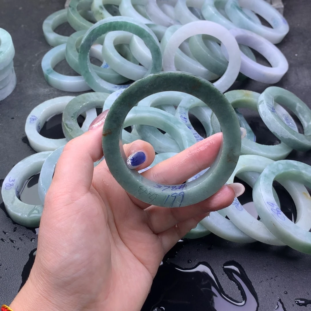 【闪购商品】未镶嵌手镯定制翡翠