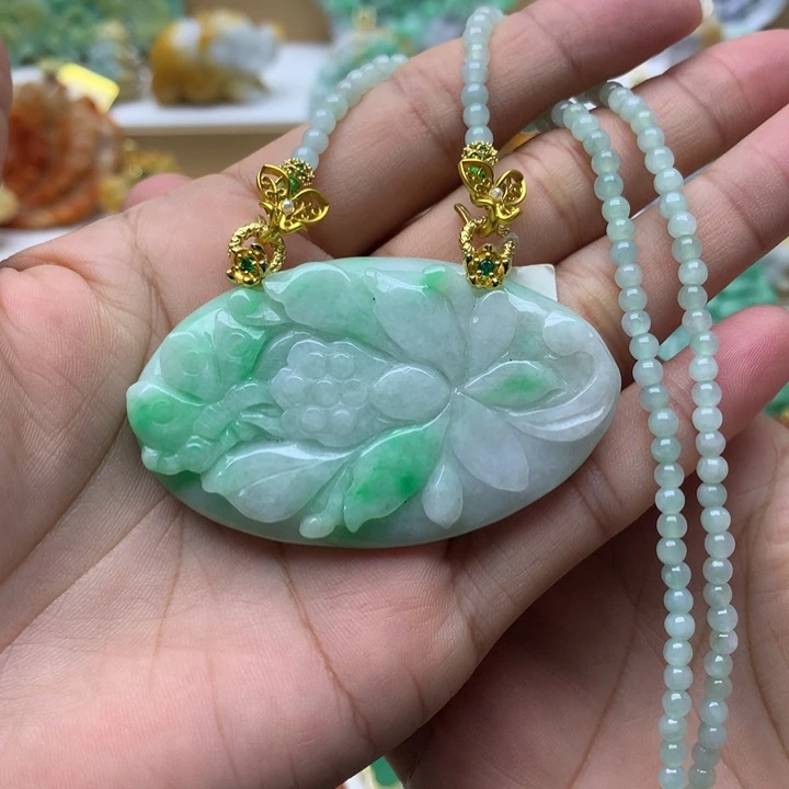 颈饰未镶嵌翡翠翡翠