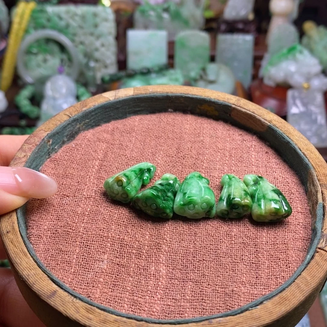 花***完翡翠未镶嵌挂件1111111111