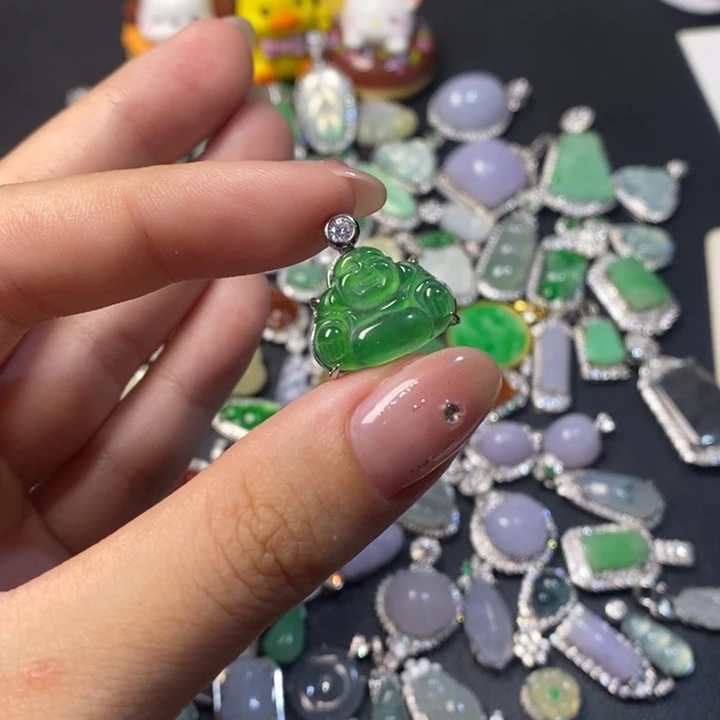 颈饰未镶嵌翡翠翡翠