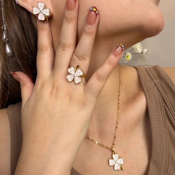 铜合金亚克力胸针 【3件套】日韩植物花卉女高级感金色甜美时尚1018