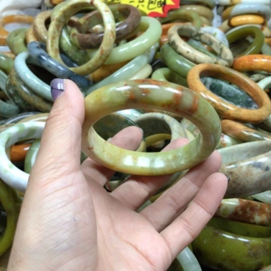 未镶嵌蛇纹石玉手镯9*