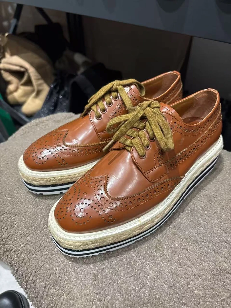 95新 Prada/普拉达 低帮皮革系带 松糕鞋  35码