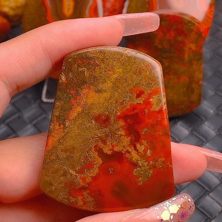 玛瑙/玉髓颈饰足银镀金镶嵌天***情