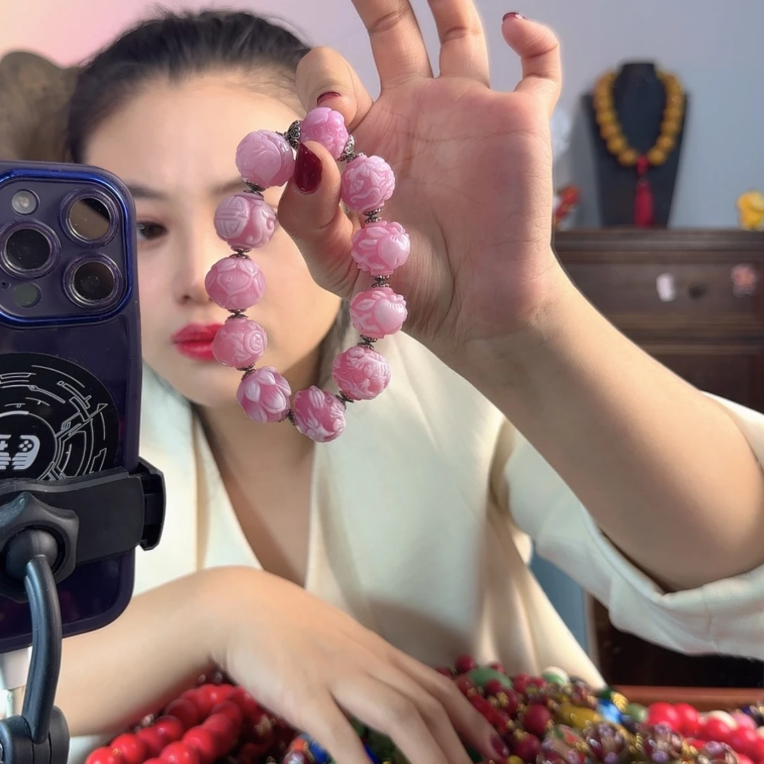 玻璃颈饰ℳ****老琉璃的故事是一场的开始