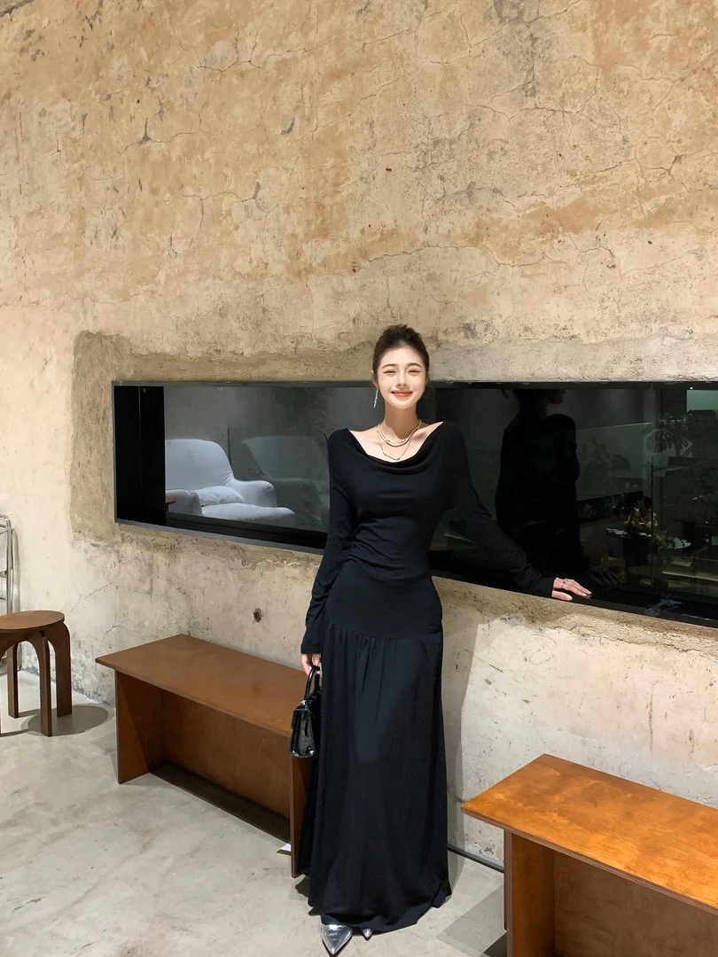 法式复古感御姐风一字领性感气质连衣裙早秋显瘦收腰长裙