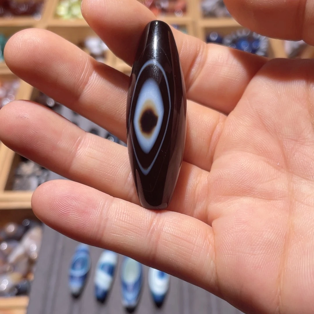 玛瑙/玉髓未镶嵌珠宝半成品