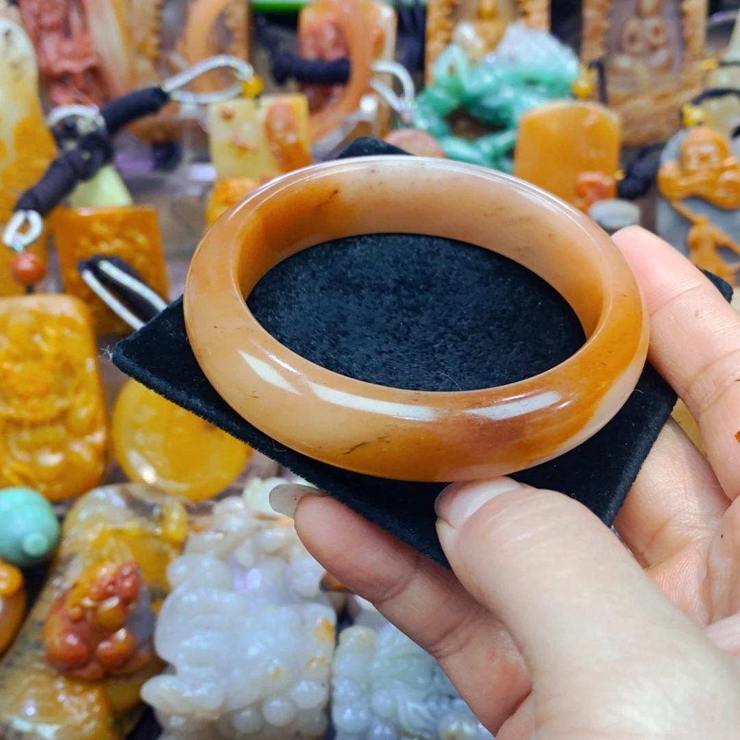 未镶嵌石英质玉（黄龙玉）吊坠(不含链)
