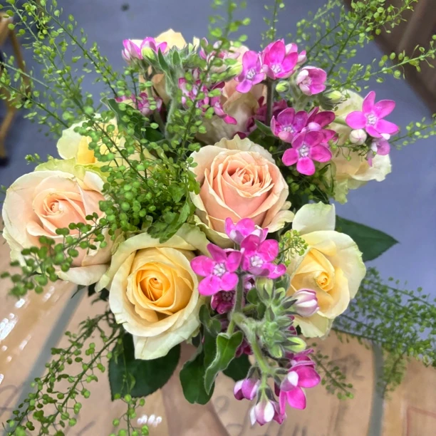 【小情书搭配插花花束】居家插花搭配花艺花束（只发新疆顺丰包邮）