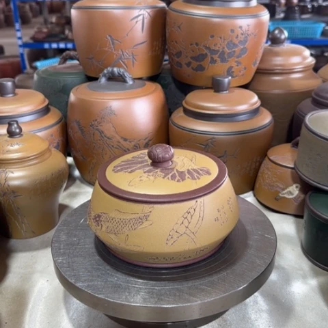 紫砂茶叶罐。。。。。。。。