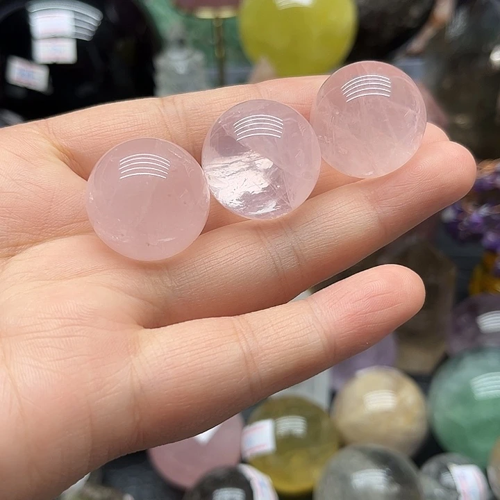 水晶珠宝半成品未镶嵌60克粉水晶球