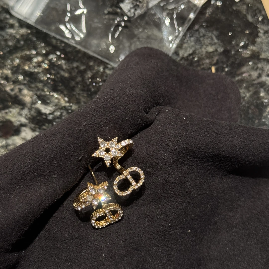 合金合成锆石耳饰 21号星星耳钉贵气百搭