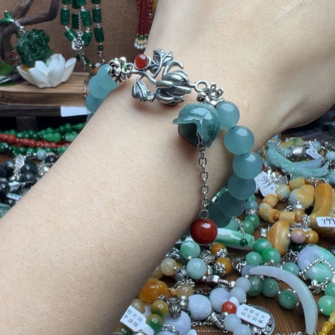 翡翠未镶嵌颈饰吊坠