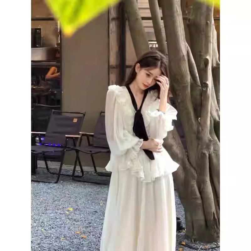 法式温柔风公主长袖连衣裙女秋季荷叶边白色礼服裙子优雅气质长裙