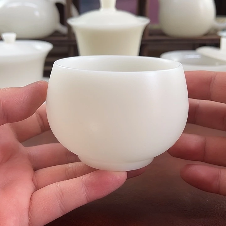 隐唐窑系列/璞玉素烧170ml罗汉主人杯