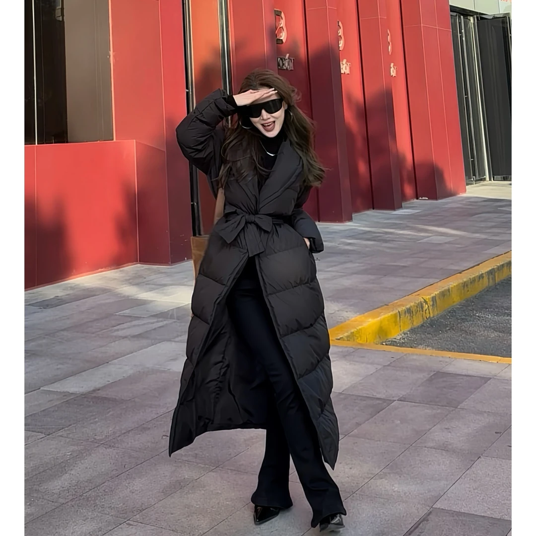 羽绒服女冬季新款韩版高级感气质显瘦长款过膝保暖白鸭绒收腰外套