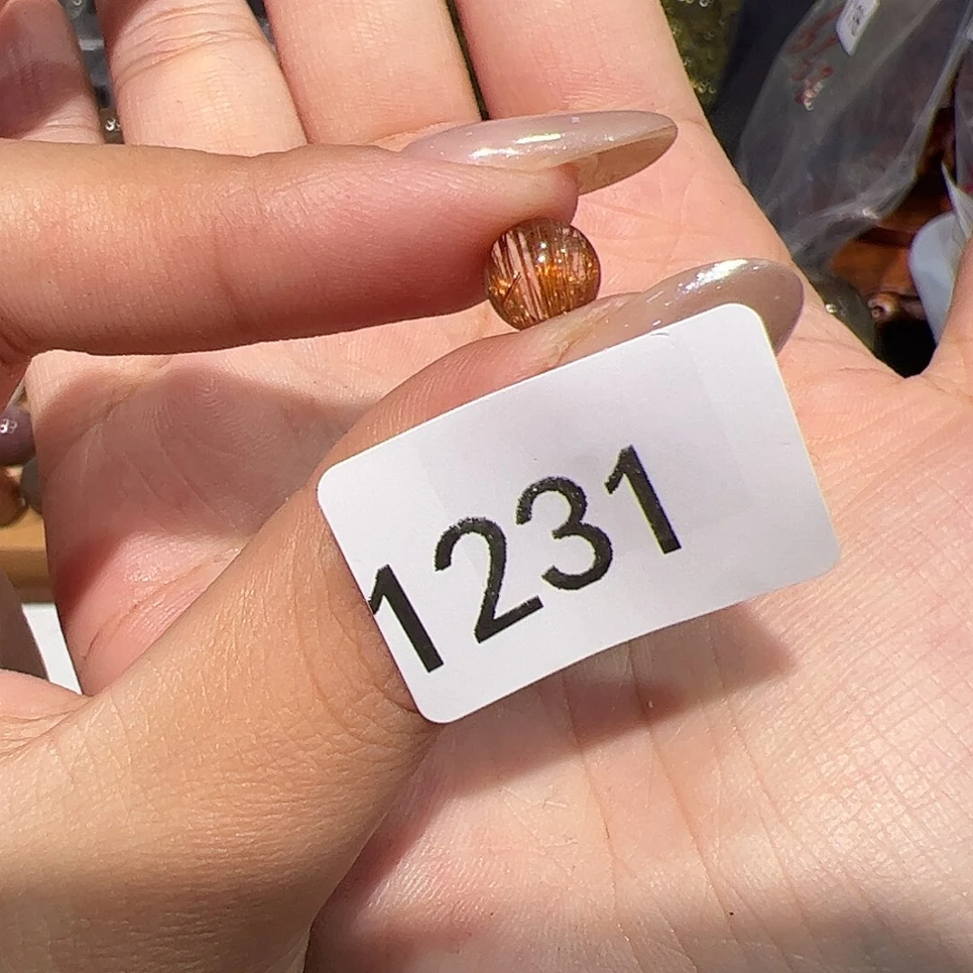 未镶嵌水晶大型摆件（非配饰）