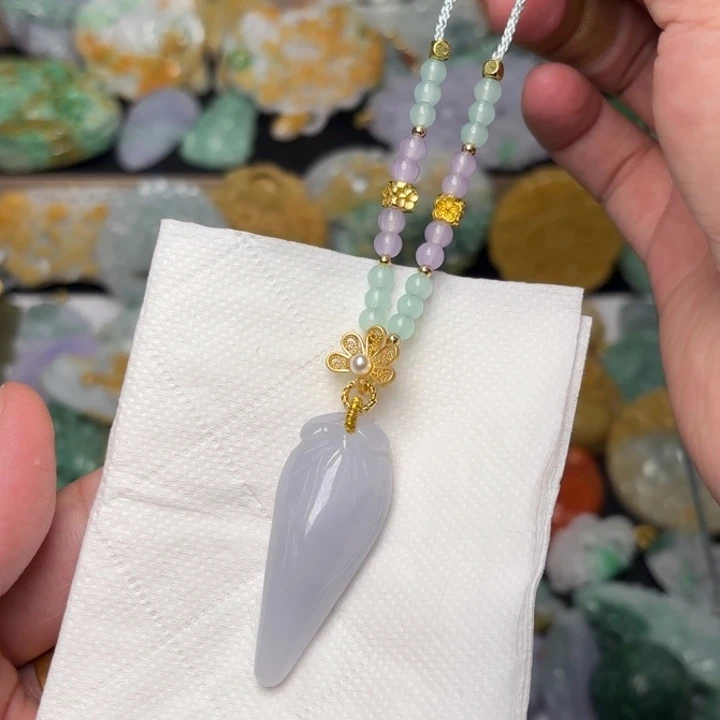 翡翠颈饰未镶嵌吊坠