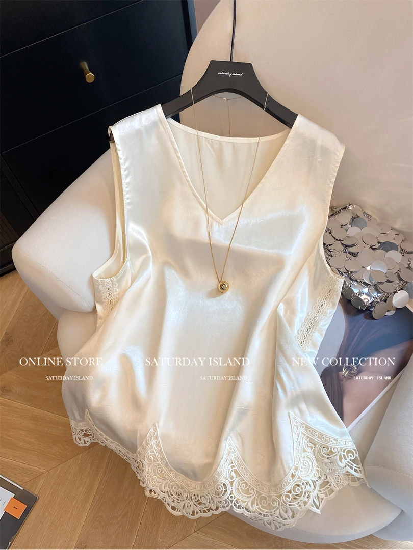 新中式蕾丝拼接V领镂空无袖背心女2025夏季新款气质宽松别致上衣
