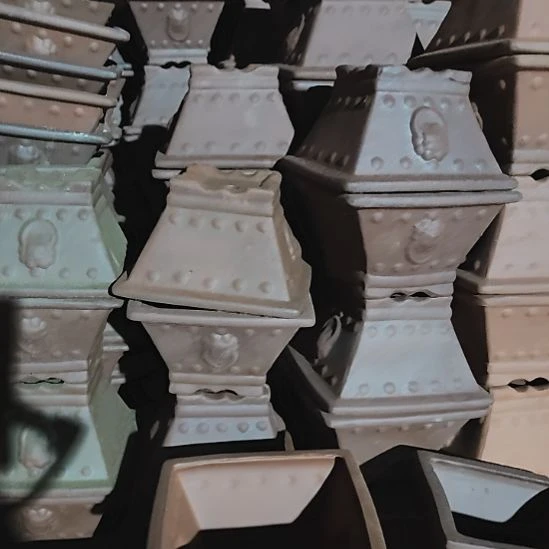 四方斗高11口径18素9个瑕