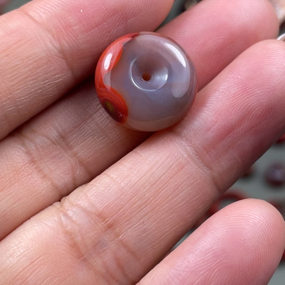 南红玛瑙未镶嵌颈饰