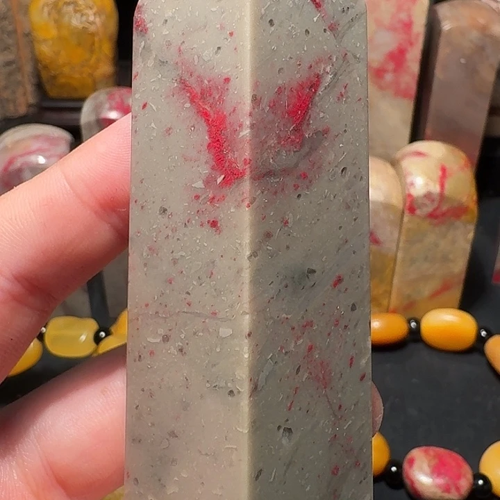 黎***B昌化鸡血石昌化鸡血石