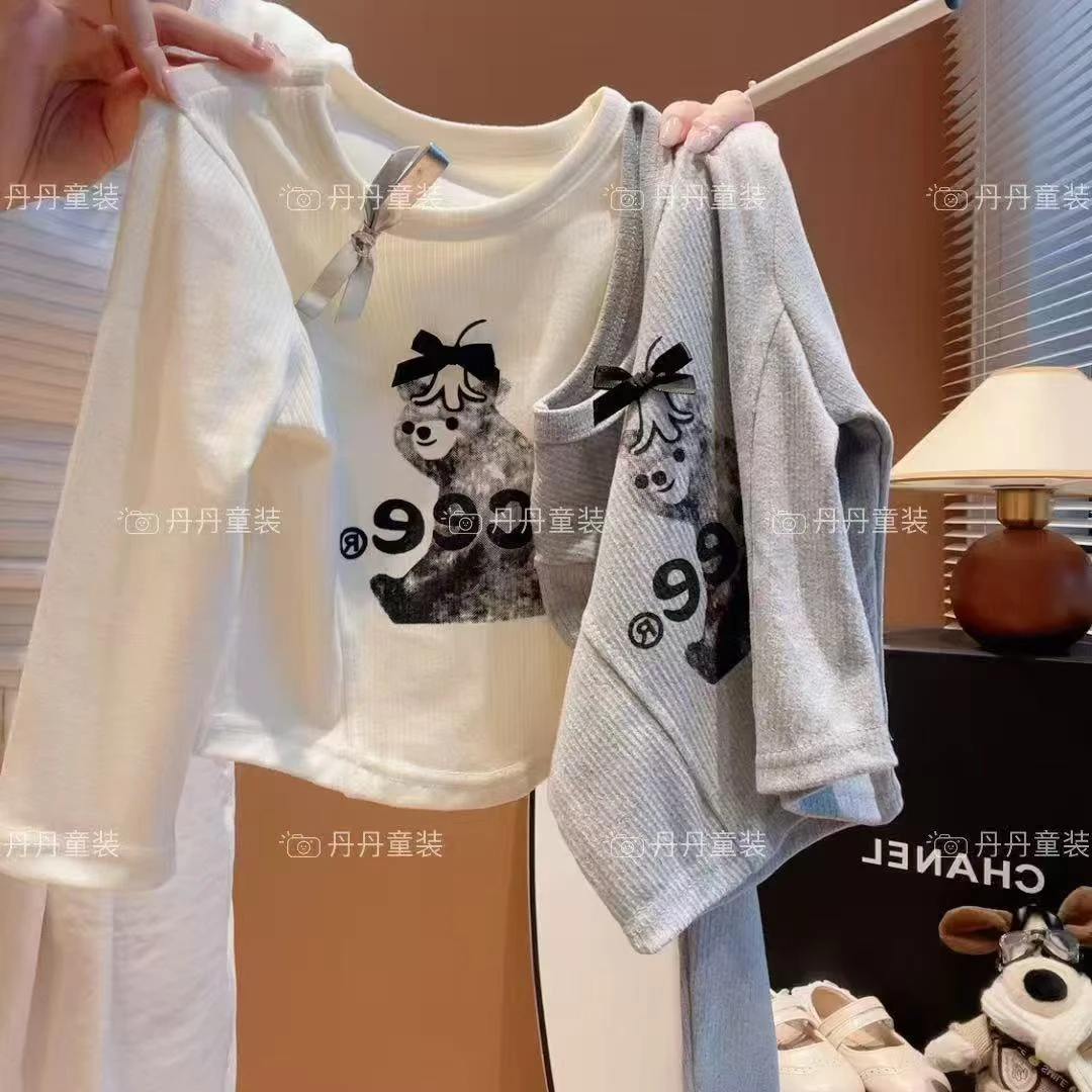 儿童秋季新款女童长袖韩版洋气时髦小童圆领卡通小熊休闲T恤