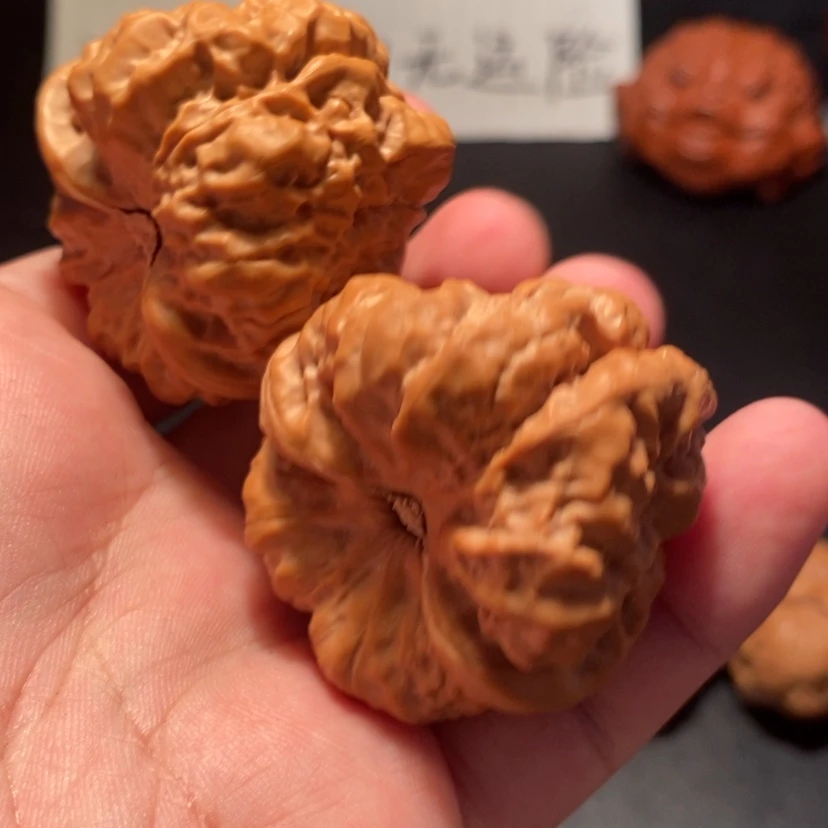 【闪购商品】吊坠文玩核桃L**o123456