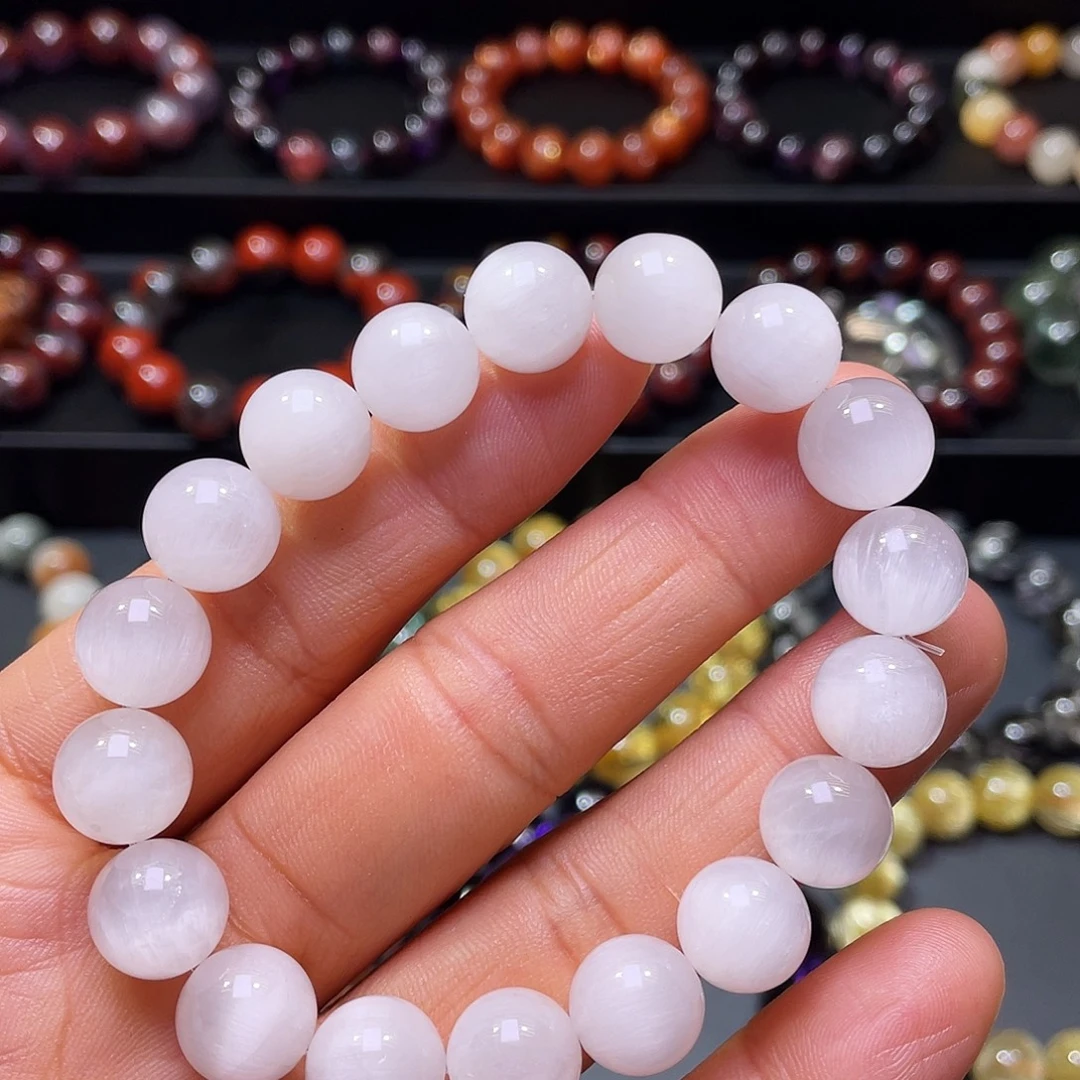 水晶手链未镶嵌白兔毛