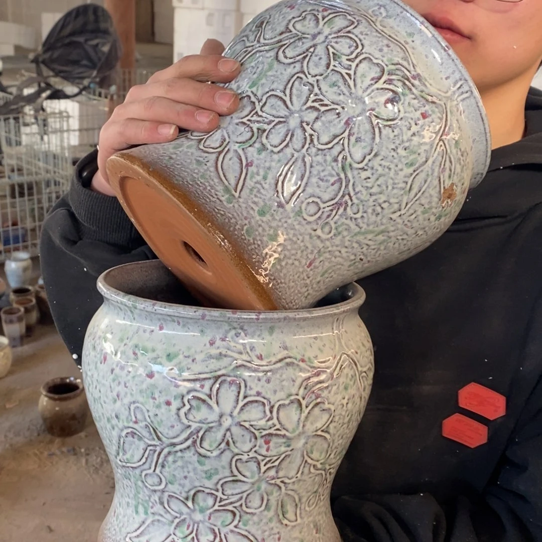 紫砂花盆瑕疵20/21、hjggvb