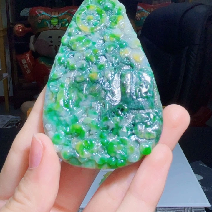 翡翠未镶嵌吊坠(不含链)A17