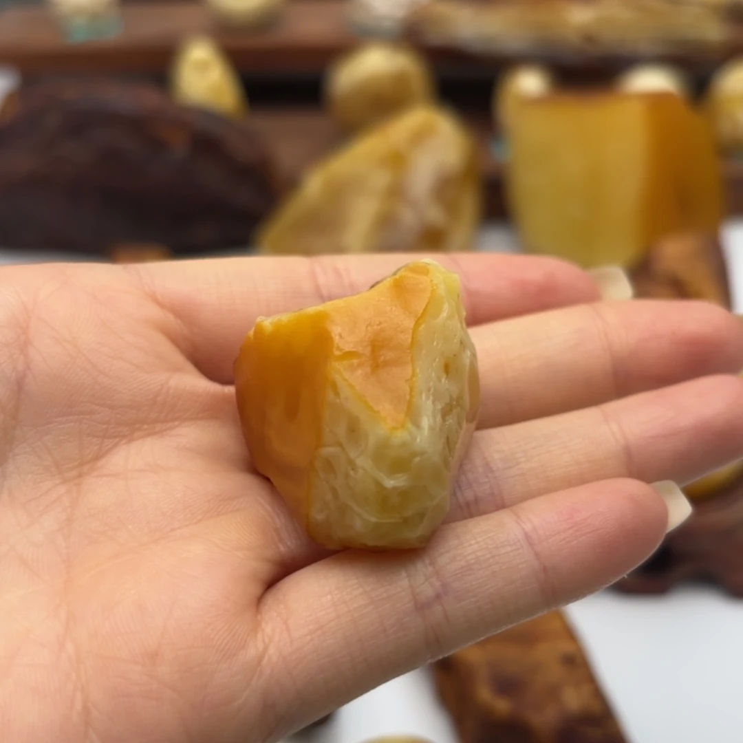 品***。定制琥珀未镶嵌不退不换