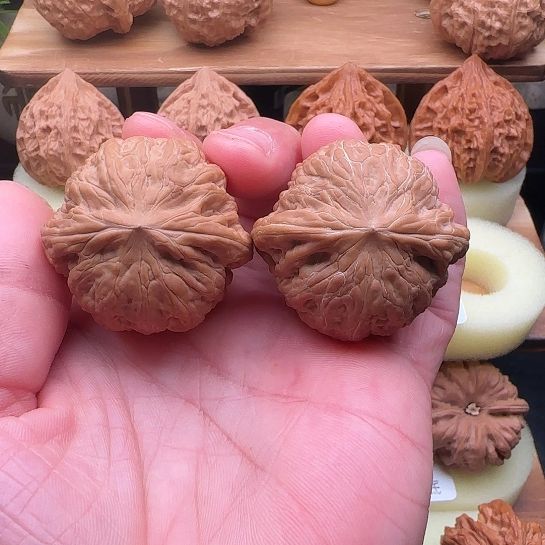 文玩核桃吊坠铁锤妹妹