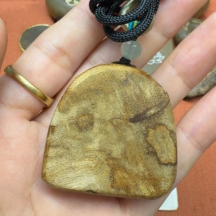 大叶紫檀（黑酸枝木类）