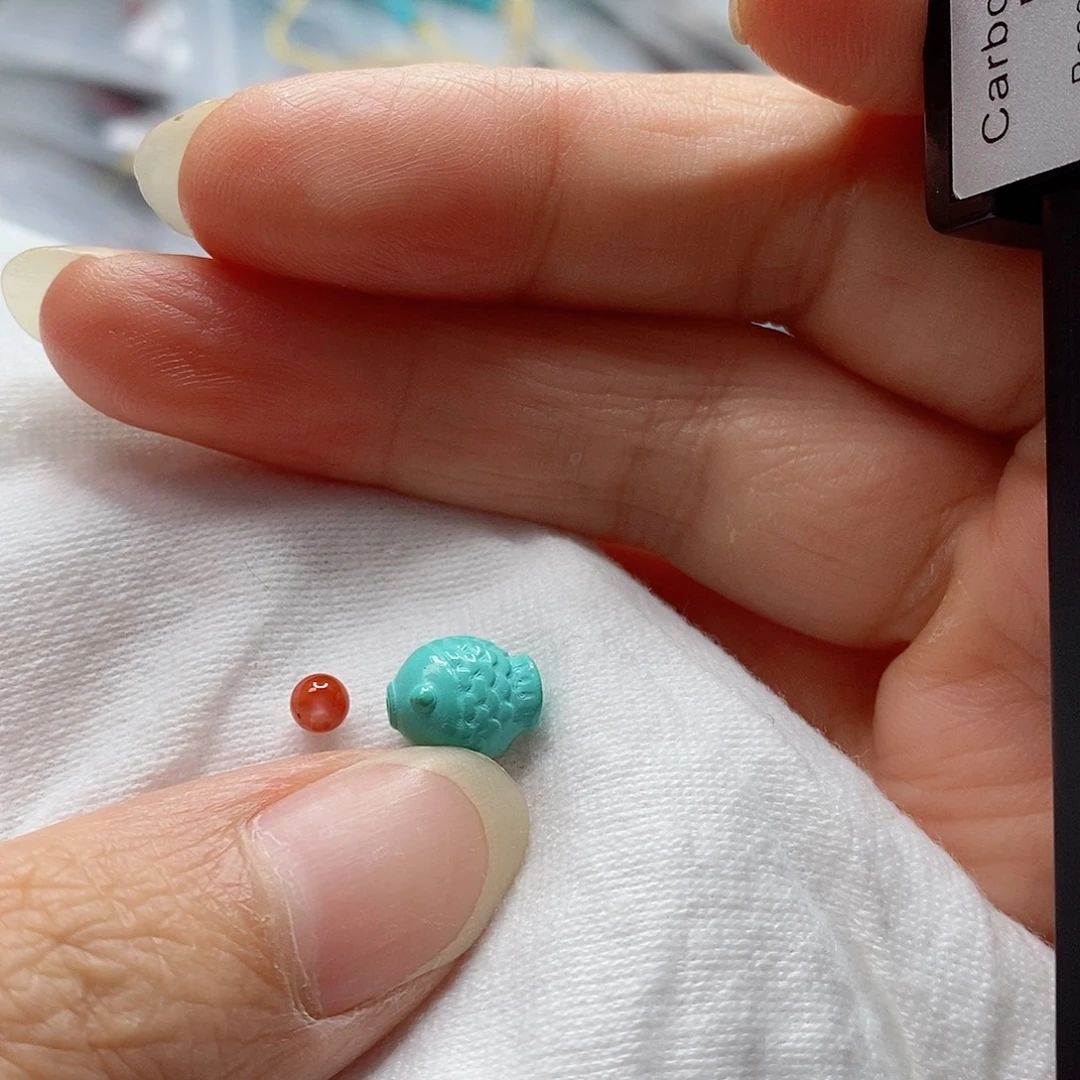 南红玛瑙未镶嵌珠宝奇石