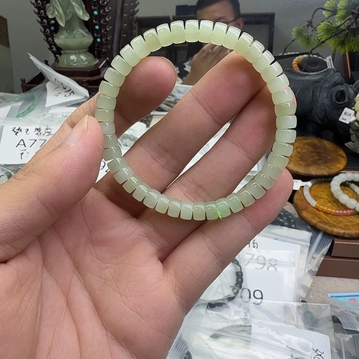 未镶嵌手串和田玉
