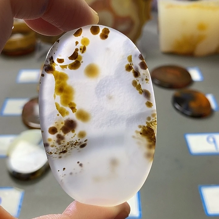 玛瑙/玉髓未镶嵌珠宝半成品58