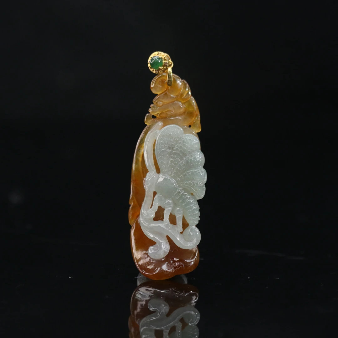 8天然缅甸翡翠A货18k冰挂件/300188/北京中保拍卖