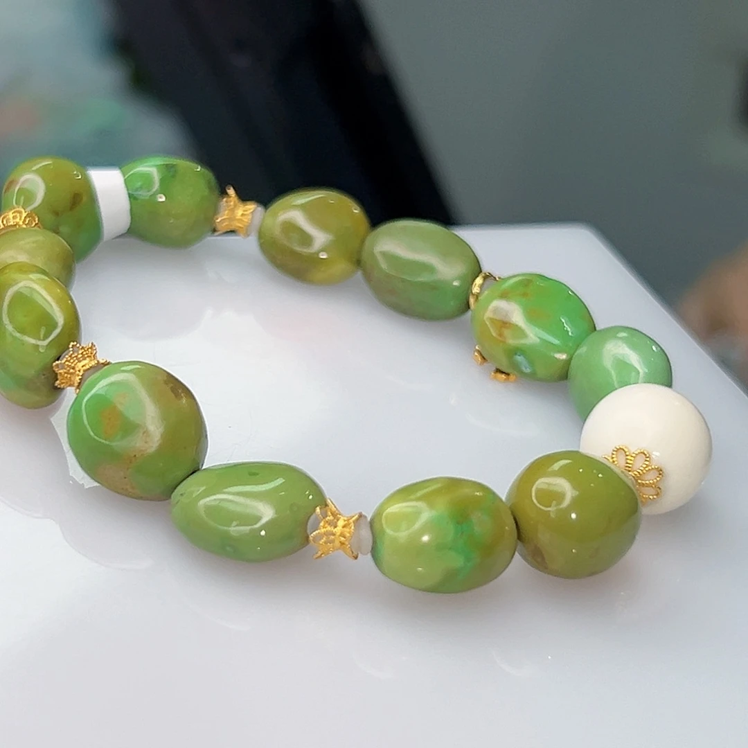 绿松石珠宝奇石18K金镶嵌