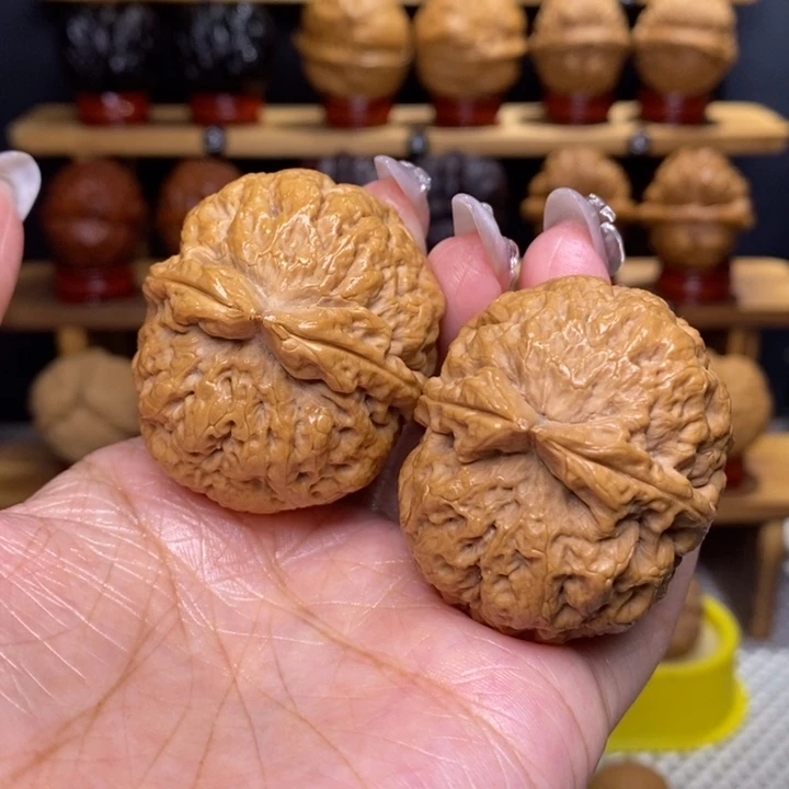 文玩核桃把件请****秀大元帅2号