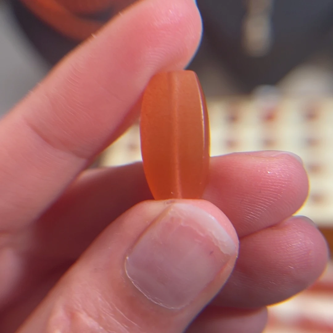 南红玛瑙未镶嵌勒子17.6mm9.1mm6.2mm不退不换