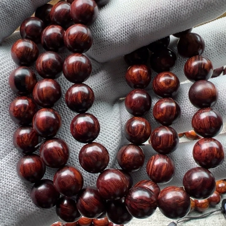 木海南红降黑金1.0圆珠满油满香小精品